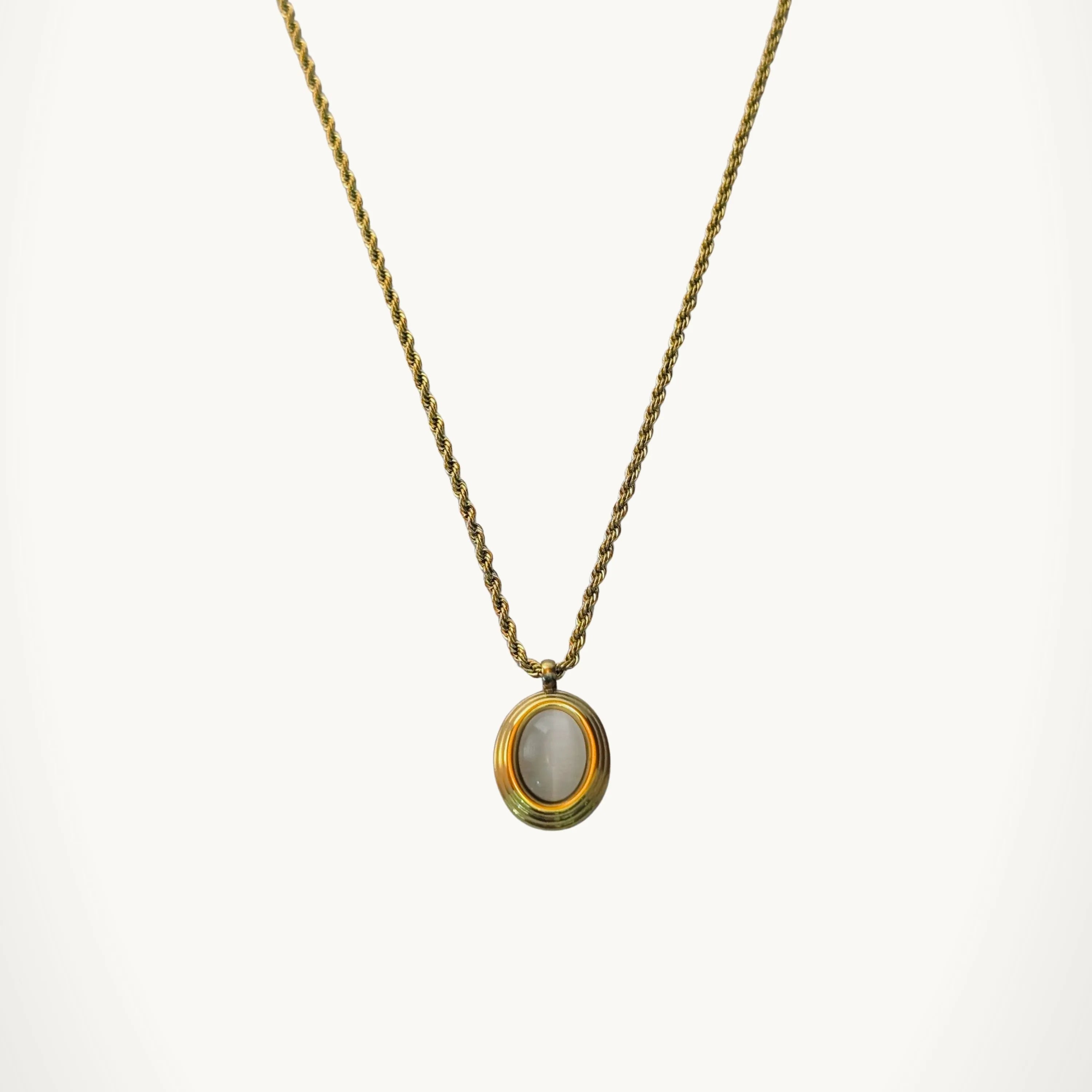 Lumina Oval Moonstone