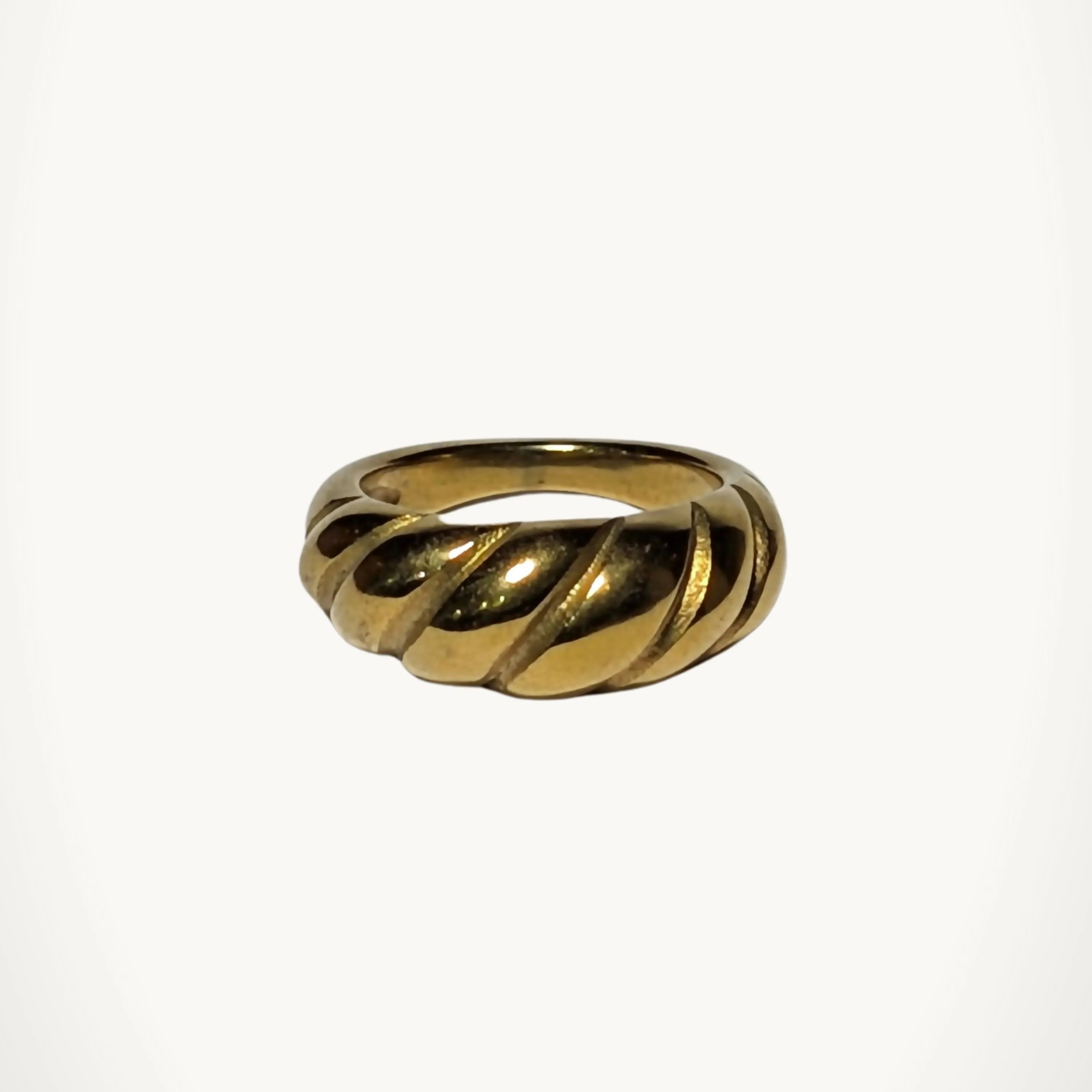 Croissant Dome Ring