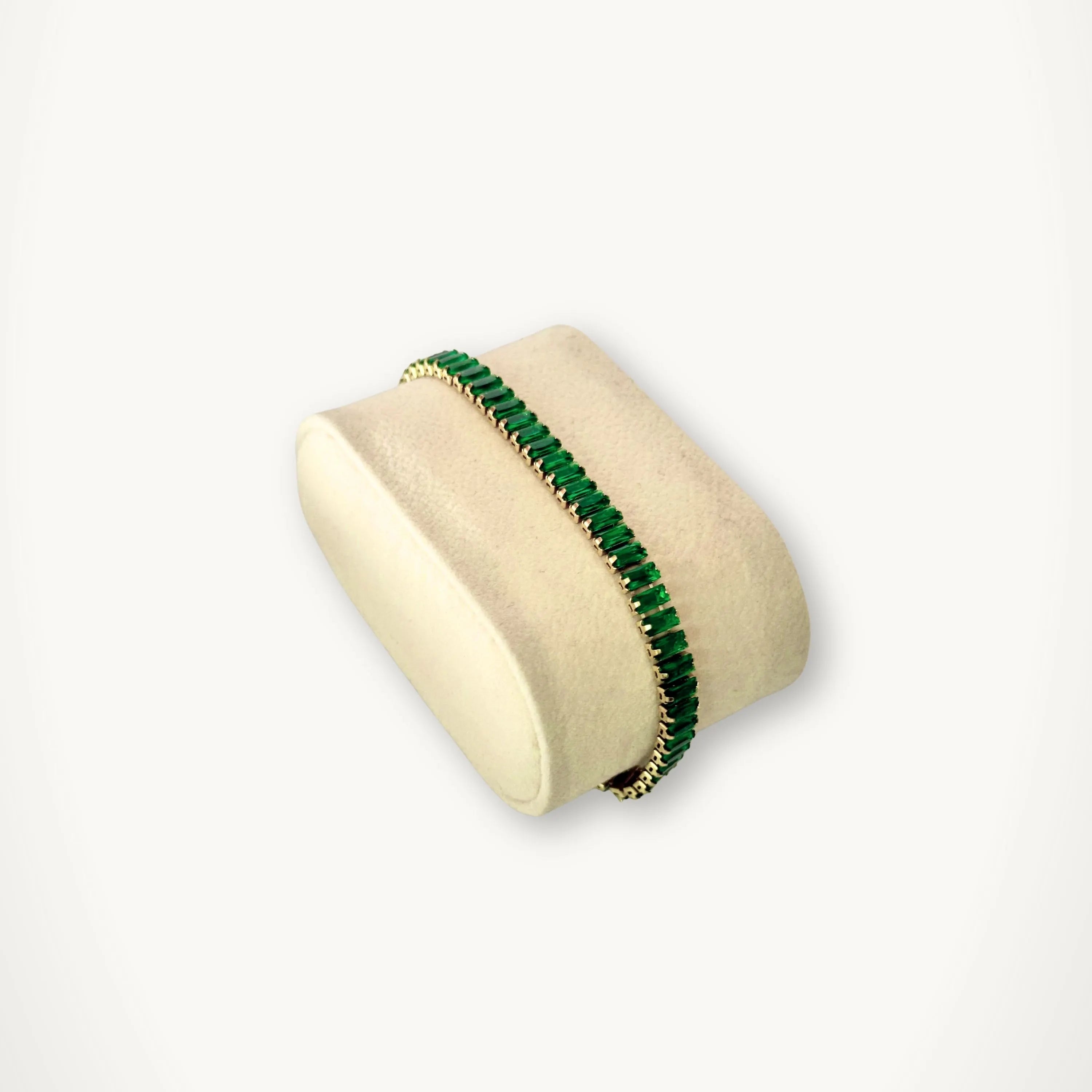 Emerald Radiance Tennis
