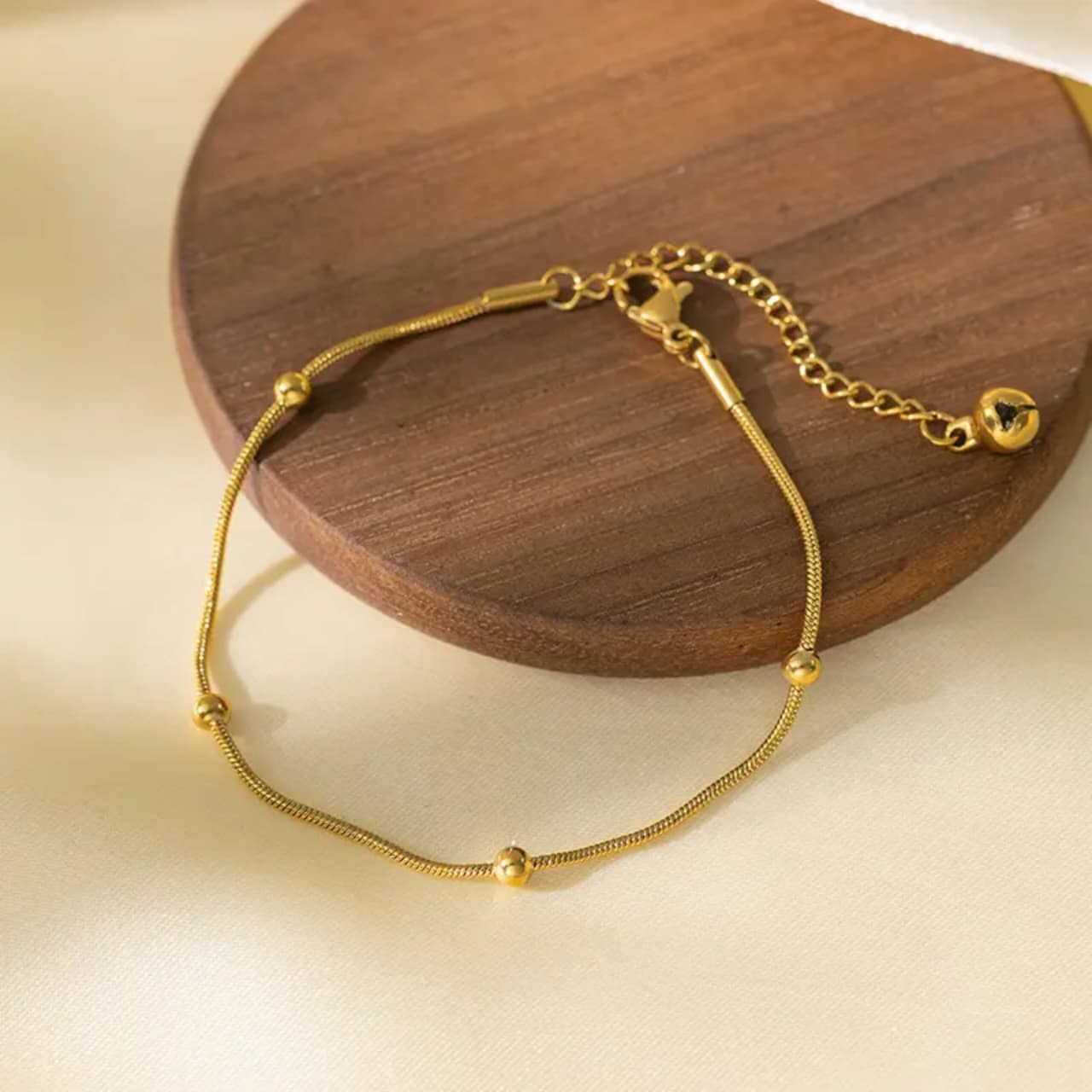 Dual-Wear Golden Bead Chain