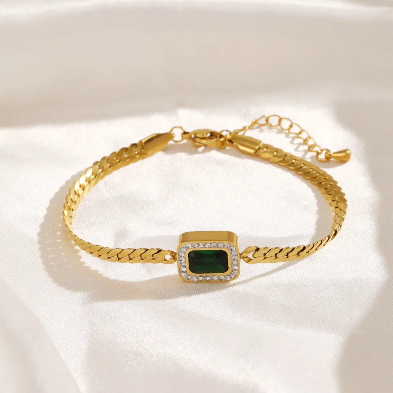 Emerald Halo Gold Bracelet