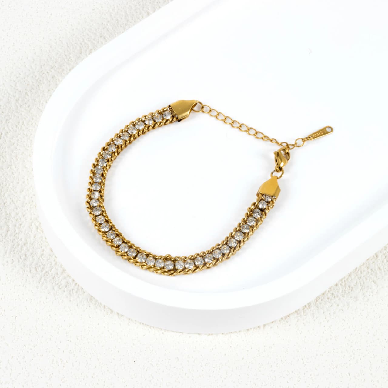 Gilded Radiance Chain Bracelet