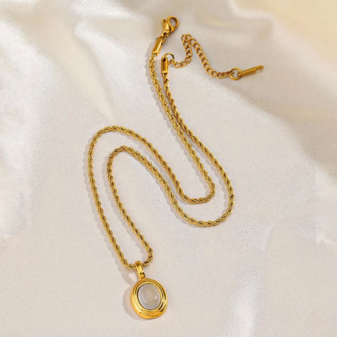 Lumina Oval Moonstone Pendant